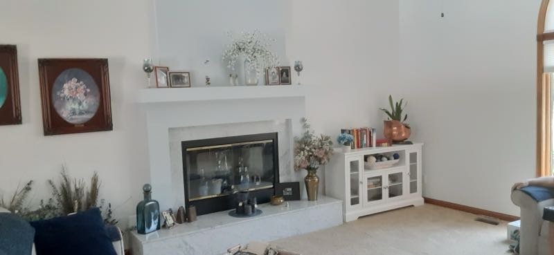 Sleek & Classy White